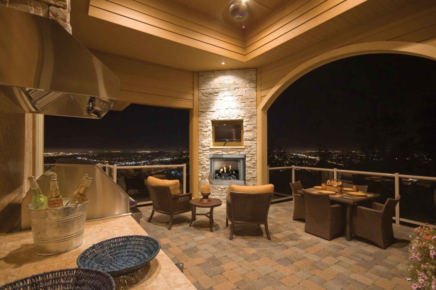 Stock Image - American Hearth - Outdoor Traditional Premium Fireplaces American Hearth - Builders Materials